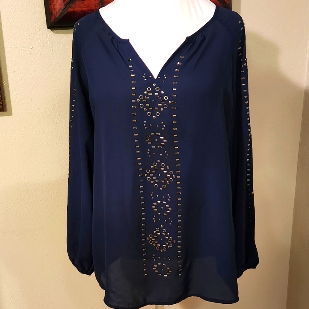 Dress Barn sz M navy long sleeve peasant top‎ w metal 3D Aztec design